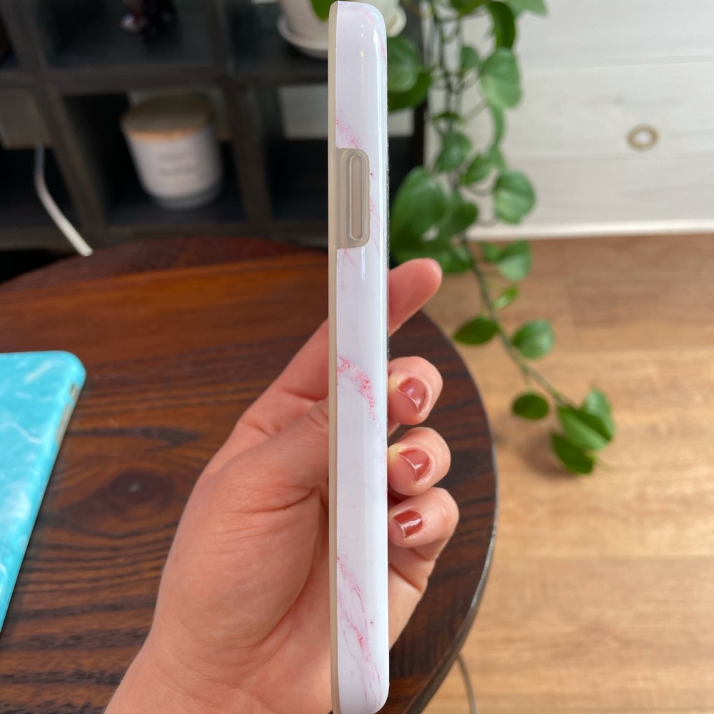 2 CASELY iPhone XR cases - Picture 12 of 12